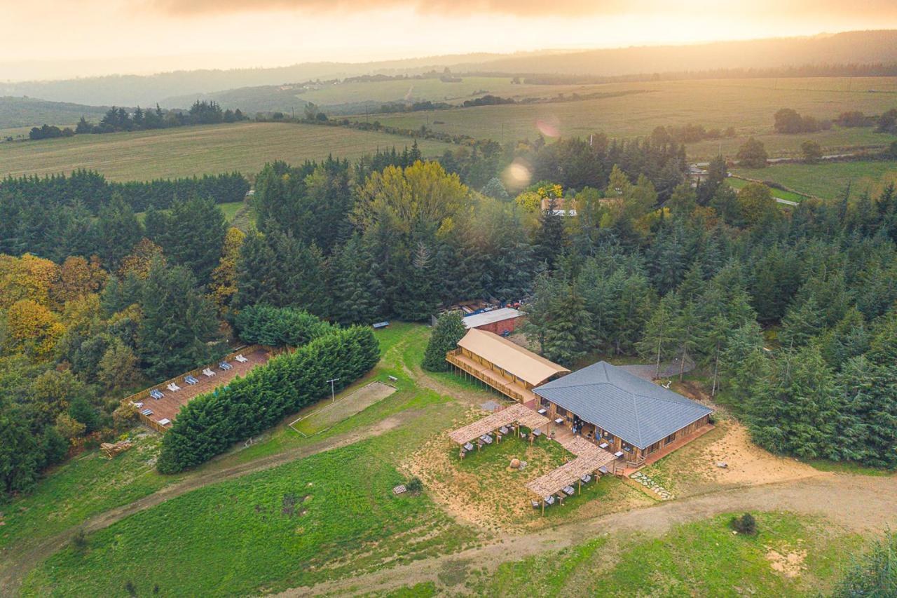 Domaine De La Vitarelle Glamping Villaniere Exterior foto